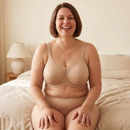Soutien-gorge Léonie beige porté de face