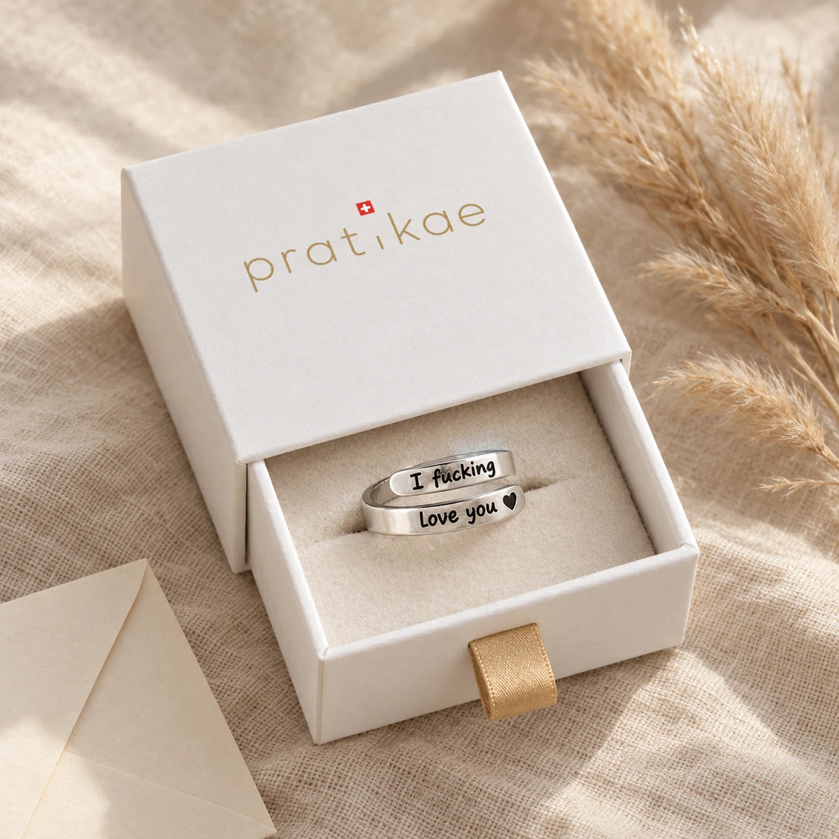 Bague dans le coffret Pratikae