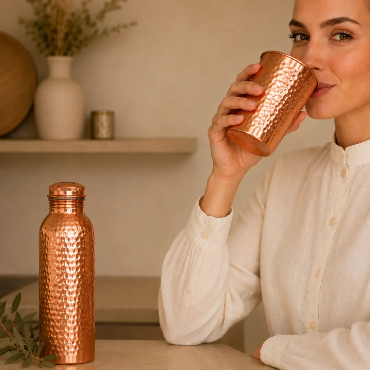 Pratikae™ · Gourde en Cuivre Pur — Buvez une Eau Plus Saine, Chaque Jour