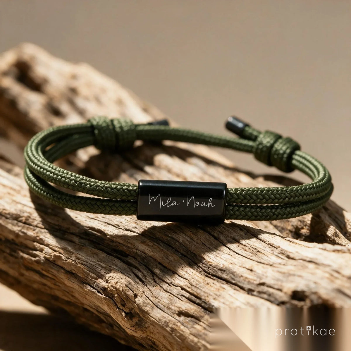 Bracelet Homme Personnalisé - cordon tressé ajustable, gravure au choix