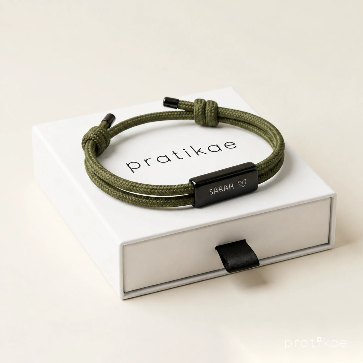 Bracelet Homme Personnalisé - cordon tressé ajustable, gravure au choix