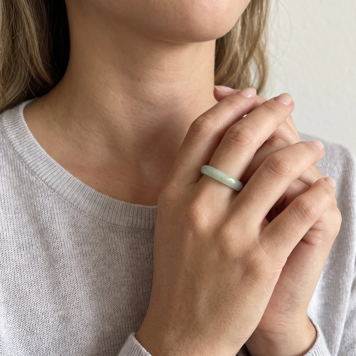 Bague fine en jade véritable