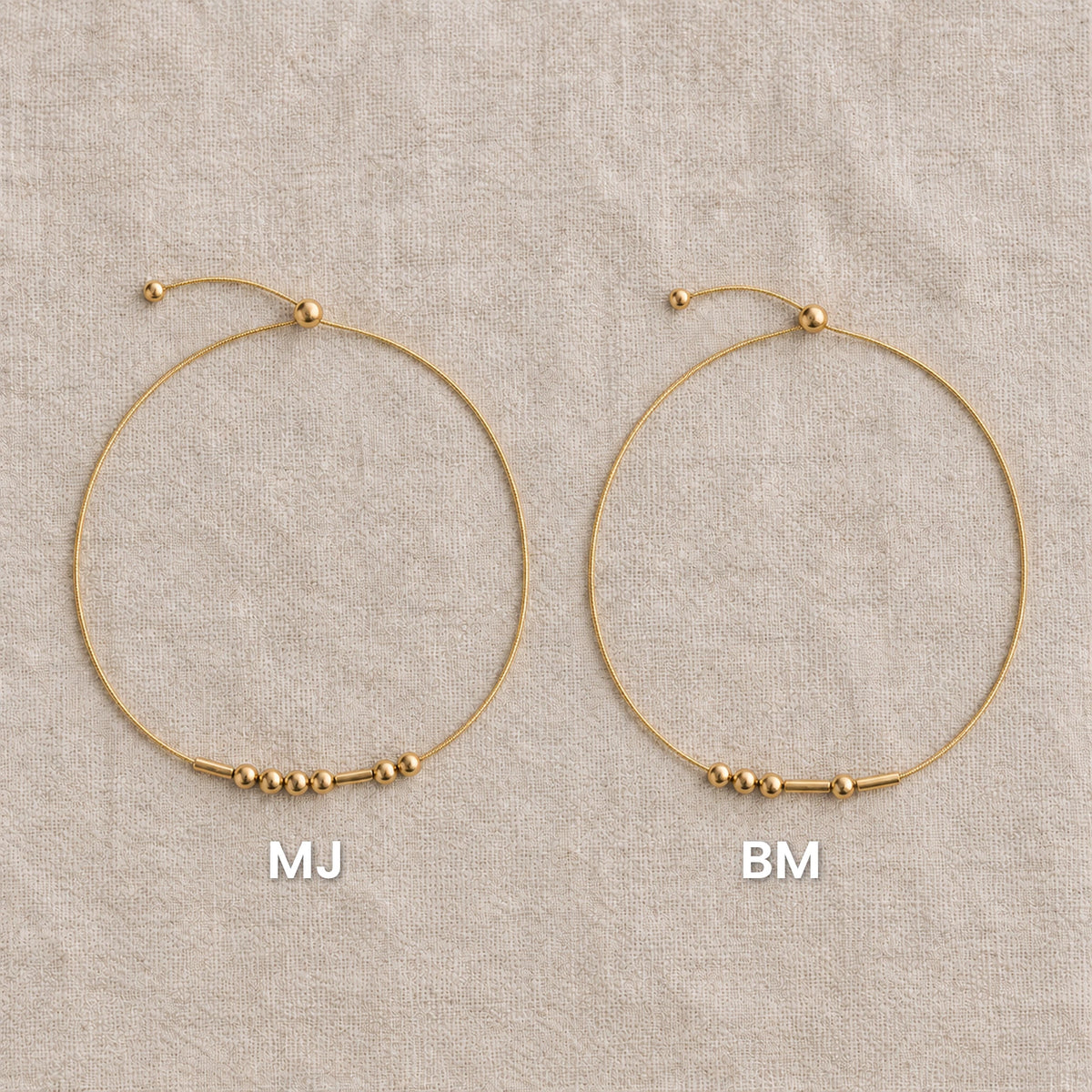 Deux bracelets en code Morse