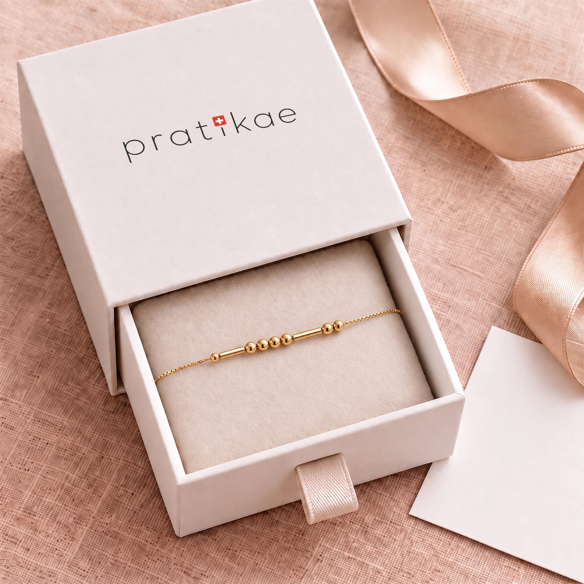 Bracelet en code Morse dans son coffret pratikae
