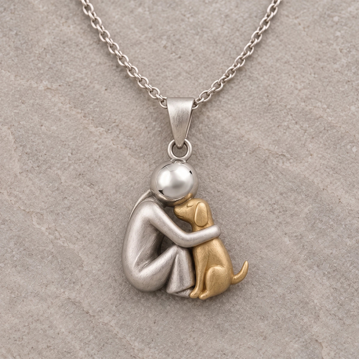 Collier Étreinte Éternelle