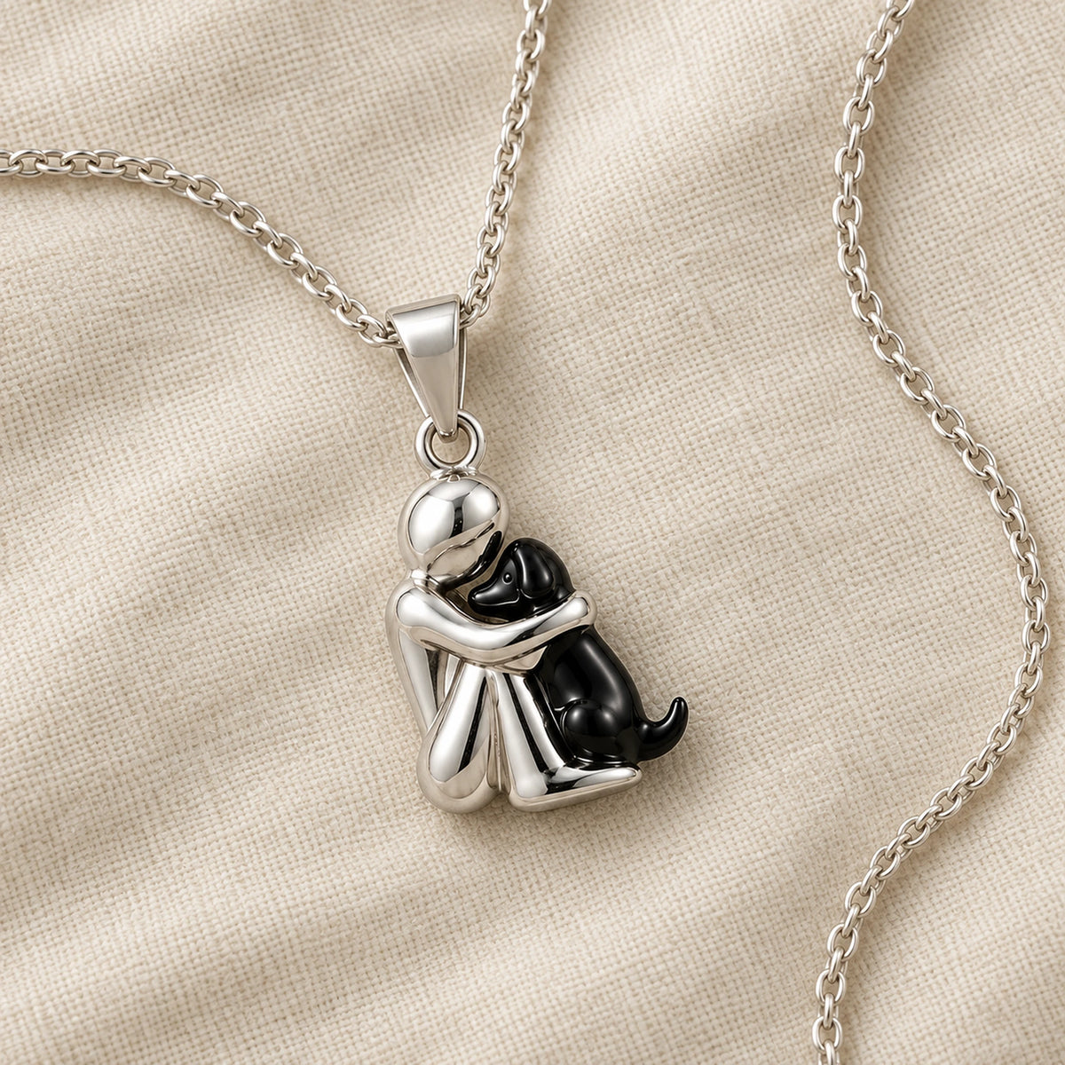 Collier Étreinte Éternelle